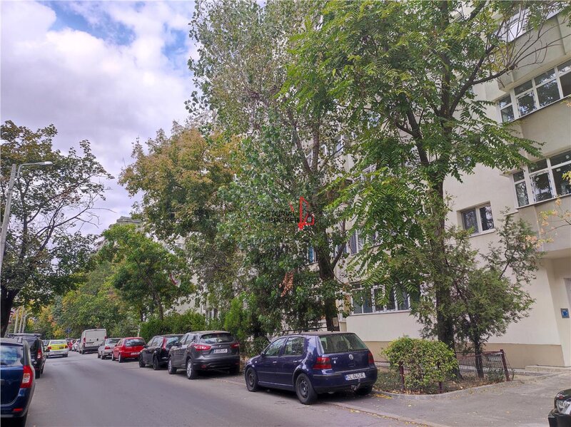 Doamna Ghica, Pancota, apartament cu centrala termica, mobilat si utilat.